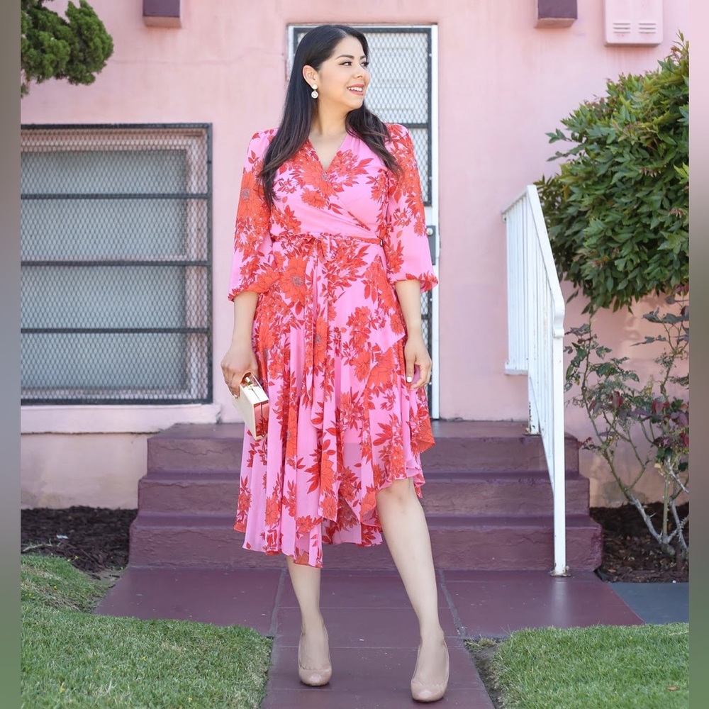cabi “drama” wrap dress style #5614 in hot pink & red floral print